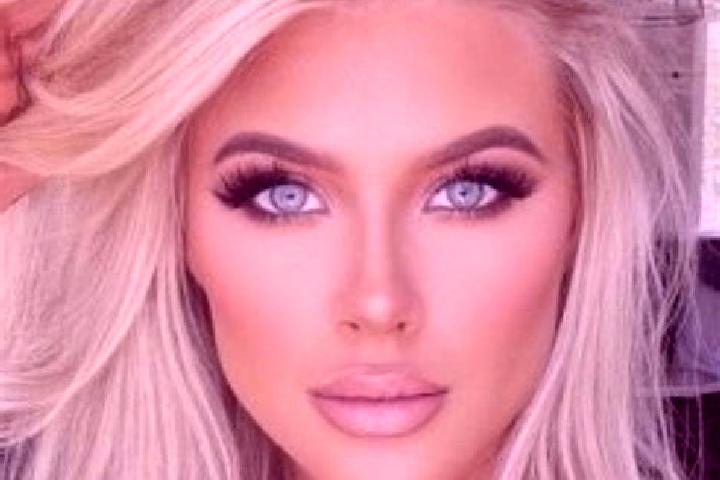 Harper, 33, a platinum blonde amber-eyed mediterranean companion based in Barcelos. Offering Roleplay, Girlfriend Experience, CIM, Fetish, Dinner Date. Avail...
