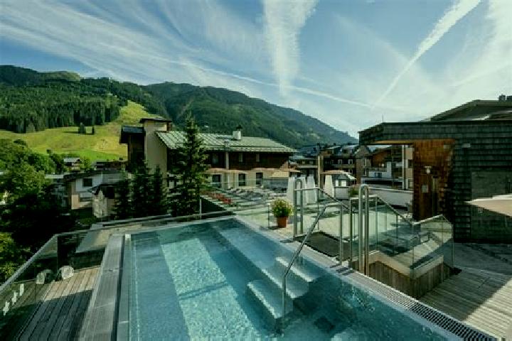 Harper, 33 — Escort in Fuegen, Austria