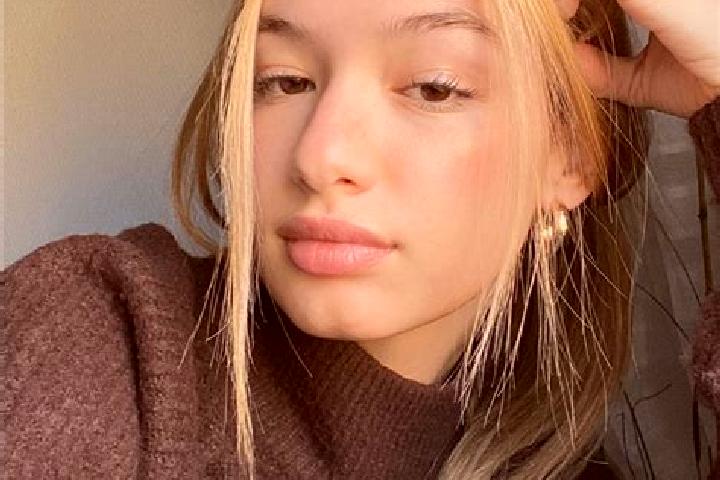 Harper, 34, a blonde brown-eyed asian companion based in Huerto. Offering Fetish, Striptease, Prostate Massage. Available for incall and outcall, overnight b...