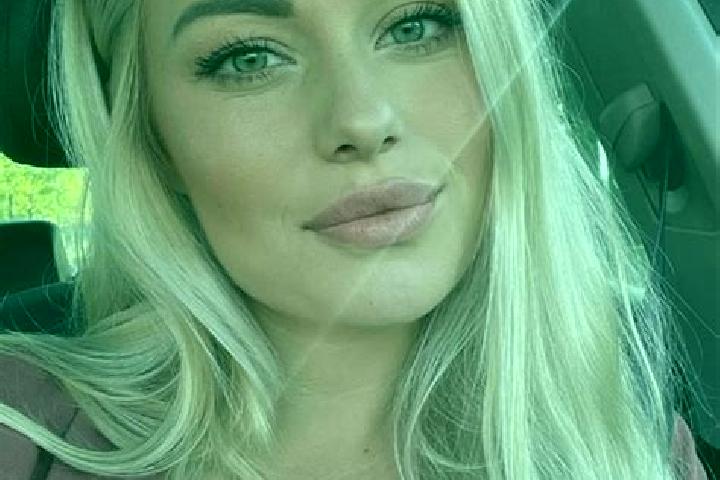 Harper, 34, a blonde hazel-eyed indian companion based in Sila. Offering Travel Companion, Overnight. Available for incall and outcall, day and evening dates.