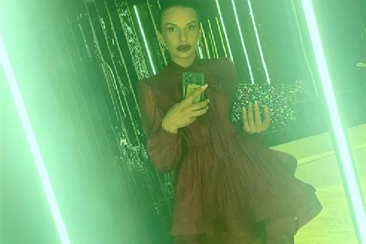 Harper, 34 — Escort in Himberg, Austria