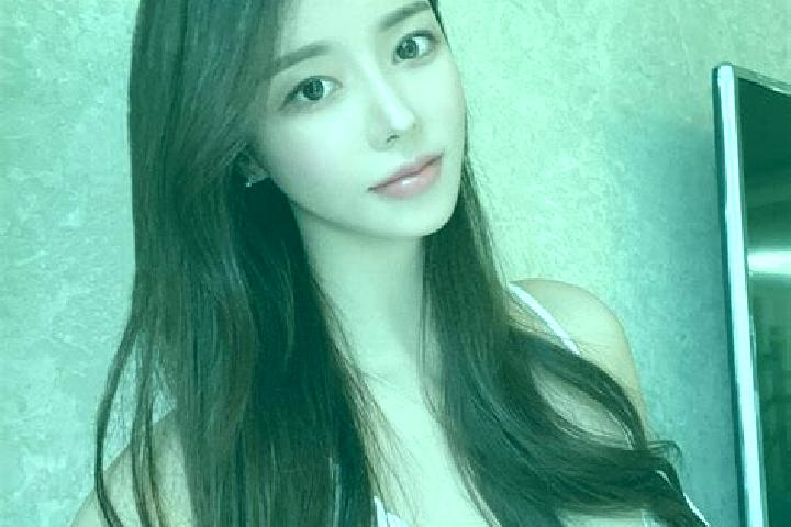 Harper, 34 — Escort in Qigang, China