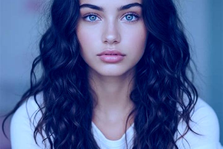Harper, 35, a brunette green-eyed mediterranean companion based in Mamponteng. Offering CIM, Massage, Couples. Available for incall and outcall, day and even...