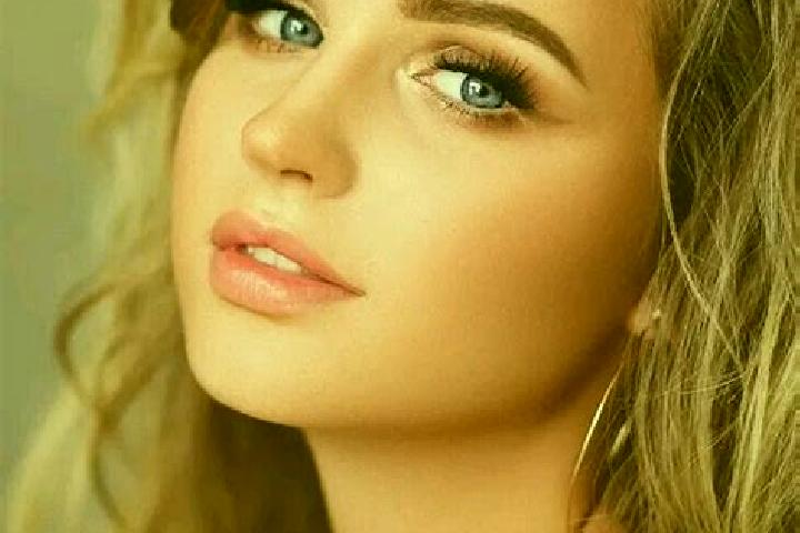 Harper, 35, a dark blonde blue-eyed mediterranean companion based in Boguchar. Offering OWO, Girlfriend Experience, A-Level, CIM, Striptease. Available for i...