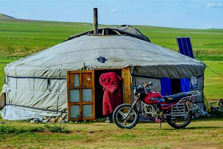 Harper, 35 — Escort in Altan, Mongolia