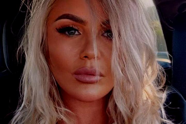 Harper, 35 — Escort in Horatio, United States