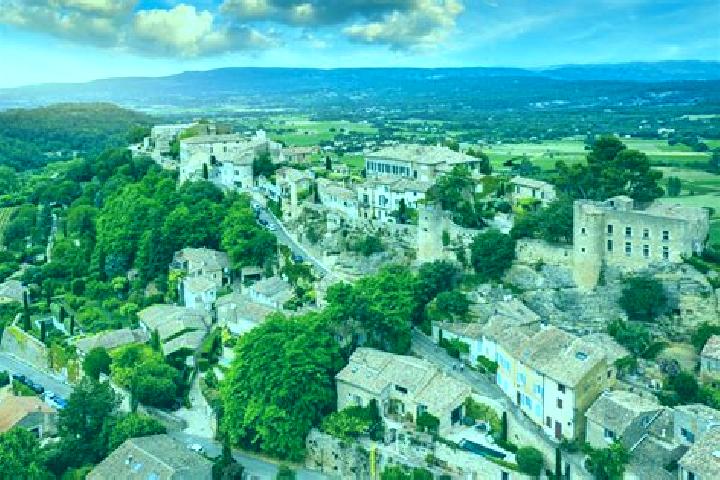 Harper, 35 — Escort in Menerbes, France