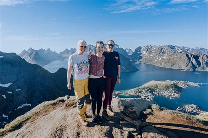 Harper, 35 — Escort in Reine, Norway