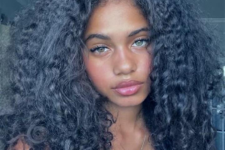 Harper, 36, a black grey-eyed ebony companion based in Vy-les-Lure. Offering Girlfriend Experience, Prostate Massage, Travel Companion. Available for incall ...