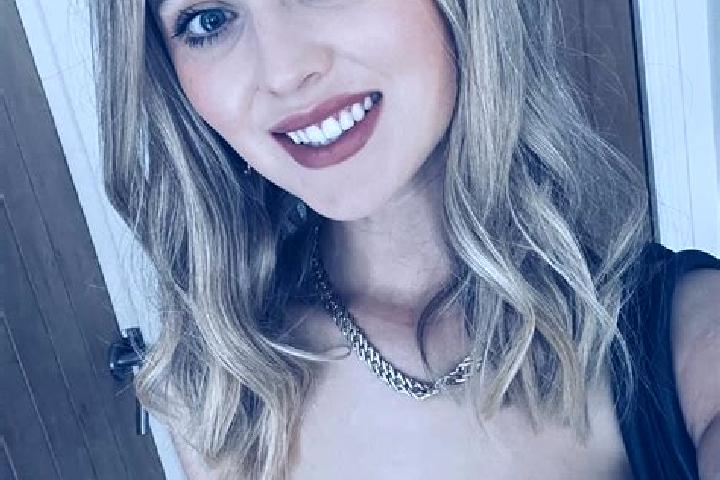 Harper, 36, a blonde amber-eyed slavic companion based in Newton-le-Willows. Offering OWO, Couples, Fetish. Available for incall and outcall, day and evening...