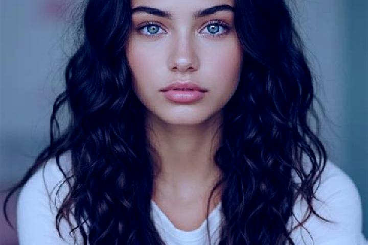 Harper, 36, a brunette grey-eyed mediterranean companion based in Erdenetsogt. Offering Dinner Date, Overnight, Massage. Available for incall and outcall, da...