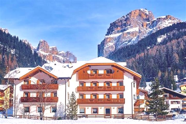 Harper, 36 — Escort in Canazei, Italy