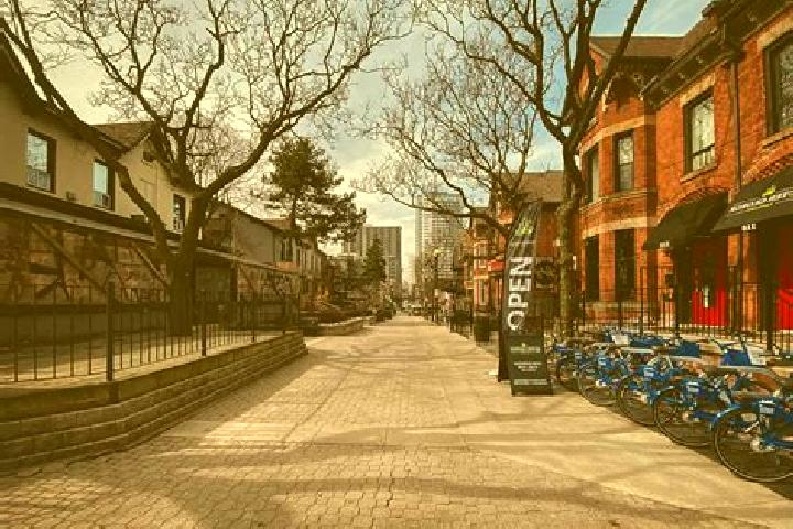 Harper, 36 — Escort in Hamilton, Canada