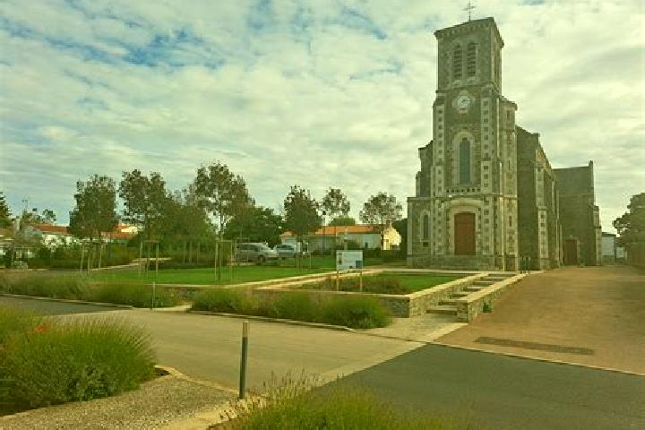 Harper, 36 — Escort in Saint-Reverend, France