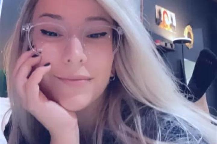Harper, 37, a blonde grey-eyed mixed companion based in Tianhong. Offering Domination, Travel Companion, GFE, Couples. Available for incall and outcall, over...