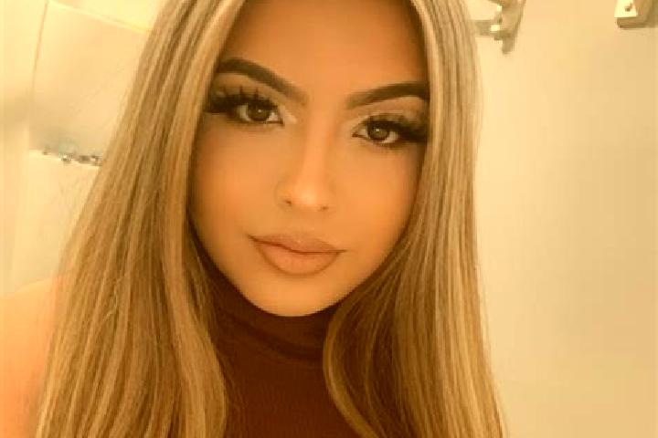 Harper, 37, a red blue-eyed mixed companion based in Cinagrog Girang. Offering Fetish, Domination. Available for incall and outcall, overnight bookings avail...