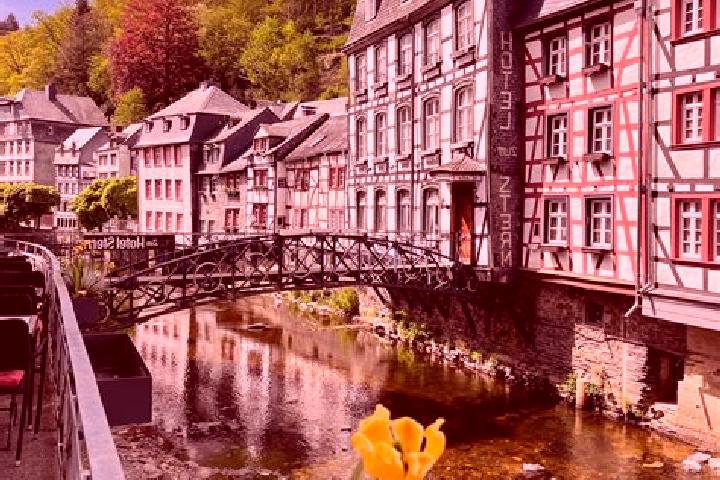 Harper, 37 — Escort in Mochau, Germany