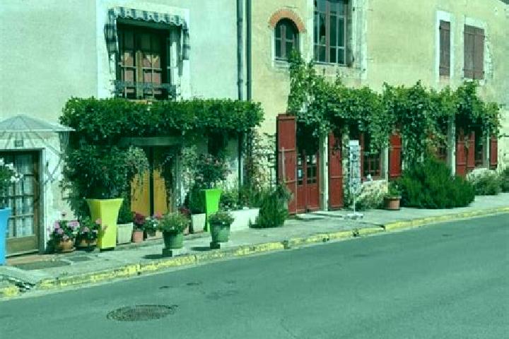 Harper, 37 — Escort in Verteuil-sur-Charente, France