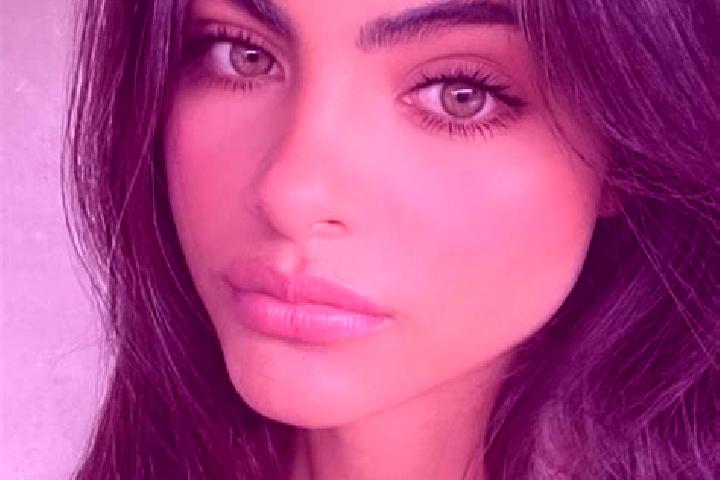 Harper, 38, a brunette dark-eyed middle eastern companion based in Lebrija. Offering A-Level, Overnight, Fetish. Available for incall and outcall, overnight ...