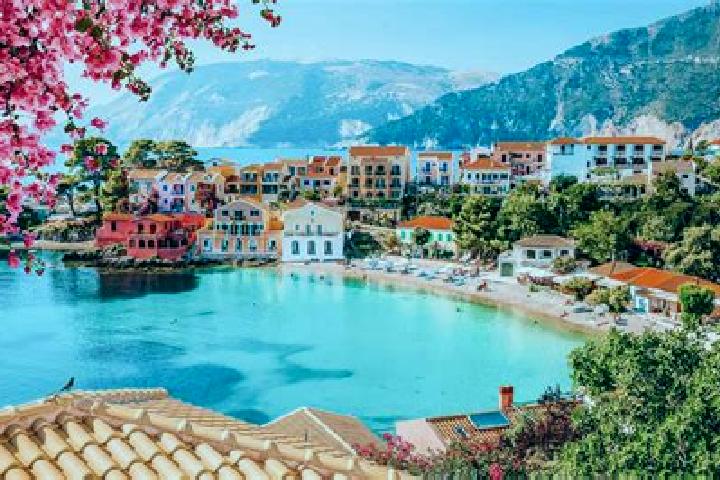 Harper, 38 — Escort in Kaparellion, Greece