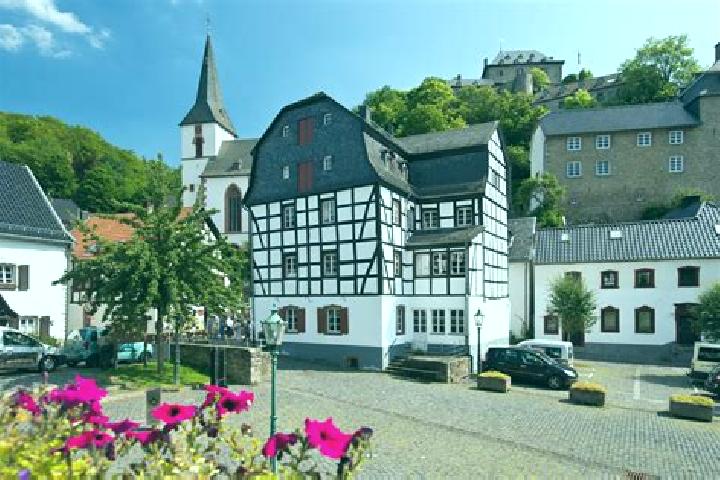 Harper, 39 — Escort in Blankenheim, Germany