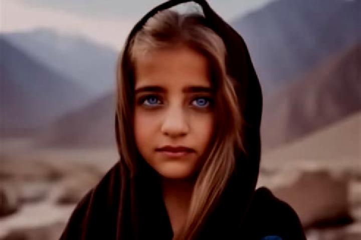 Hazel, 20, a blonde amber-eyed middle eastern companion based in Erwin. Offering Tantra, OWO, Massage, Roleplay, Erotic Massage. Available for incall and out...