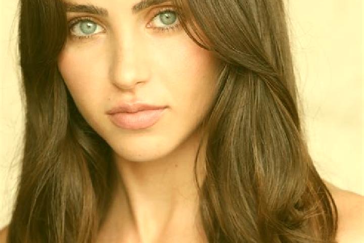 Hazel, 20, a brunette dark-eyed latina companion based in Chevilly-Larue. Offering Prostate Massage, Roleplay, Duos. Available for incall and outcall, day an...