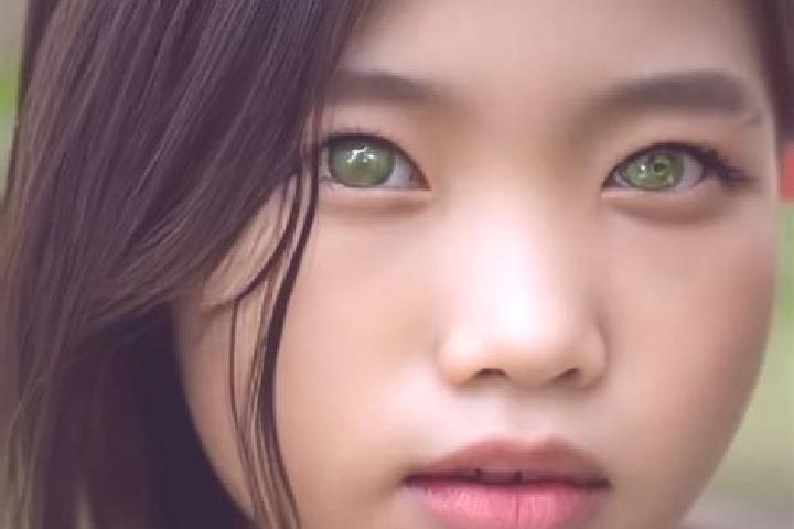 Hazel, 20, a chestnut green-eyed asian companion based in Nagykaracsony. Offering A-Level, Overnight, 69. Available for incall and outcall, overnight booking...