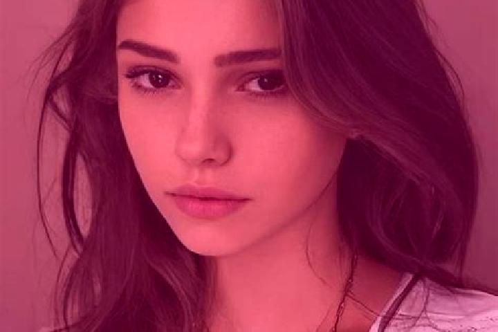 Hazel, 20, a chestnut grey-eyed slavic companion based in Castellana. Offering Travel Companion, GFE, Dinner Date, CIM, Girlfriend Experience. Available for ...