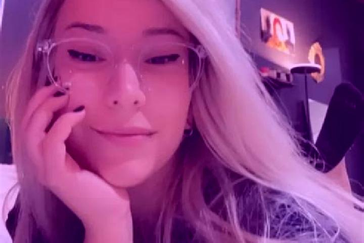 Hazel, 20, a platinum blonde brown-eyed middle eastern companion based in Grand Falls-Windsor. Offering Deep French Kissing, Girlfriend Experience, Travel Co...