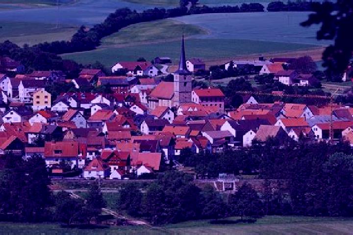 Hazel, 20 — Escort in Burglauer, Germany
