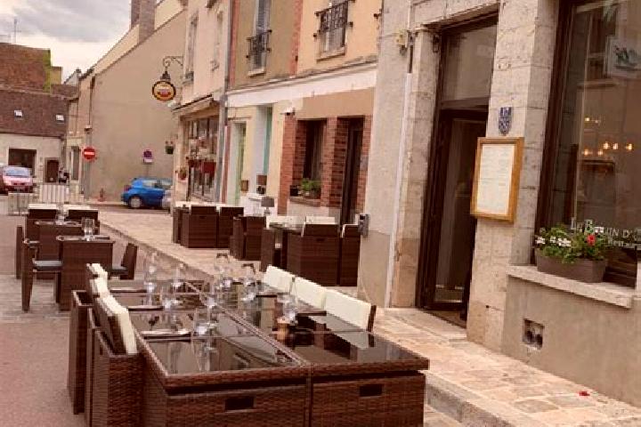 Hazel, 20 — Escort in Griselles, France