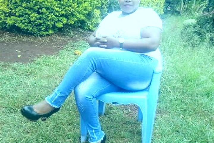 Hazel, 20 — Escort in Ikinu, Kenya
