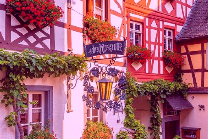 Hazel, 20 — Escort in Leutenthal, Germany