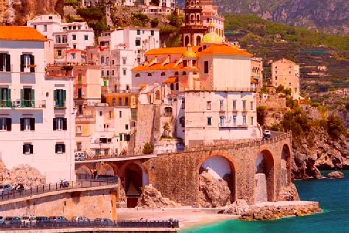 Hazel, 20 — Escort in Montemilone, Italy