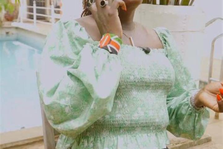 Hazel, 20 — Escort in Seme, Senegal