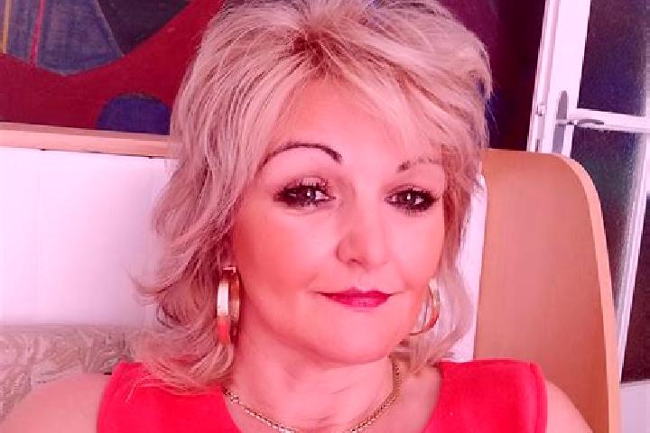 Hazel, 20 — Escort in Soporna, Slovakia