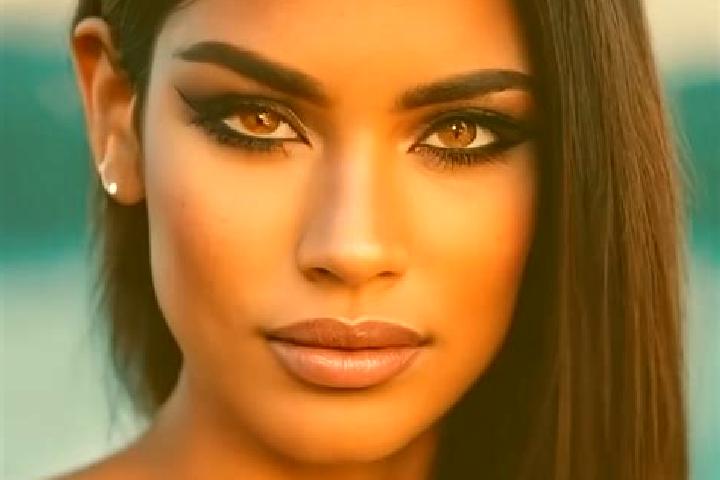 Hazel, 21, a auburn hazel-eyed latina companion based in Krzyzowice. Offering Domination, Erotic Massage, Massage, CIM. Available for incall and outcall, day...