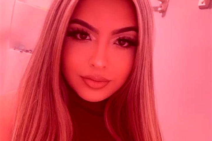 Hazel, 21, a blonde dark-eyed latina companion based in Krasnokholm. Offering 69, Duos, Roleplay, Tantra. Available for incall and outcall, day and evening d...