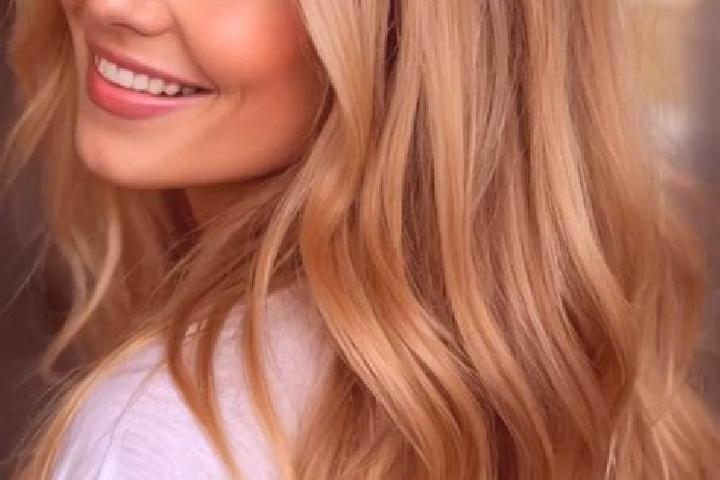 Hazel, 21, a blonde hazel-eyed european companion based in Berberana. Offering Tantra, BDSM. Available for incall and outcall, day and evening dates.