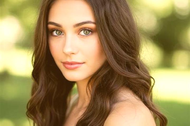 Hazel, 21, a brunette hazel-eyed caucasian companion based in Budesheim. Offering Fetish, Prostate Massage, Tantra. Available for incall and outcall, day and...