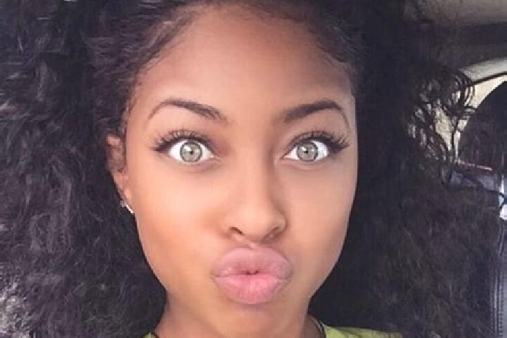Hazel, 21, a dark blonde green-eyed ebony companion based in Goyllarisquizga. Offering OWO, Deep French Kissing, Party Girl. Available for incall and outcall...