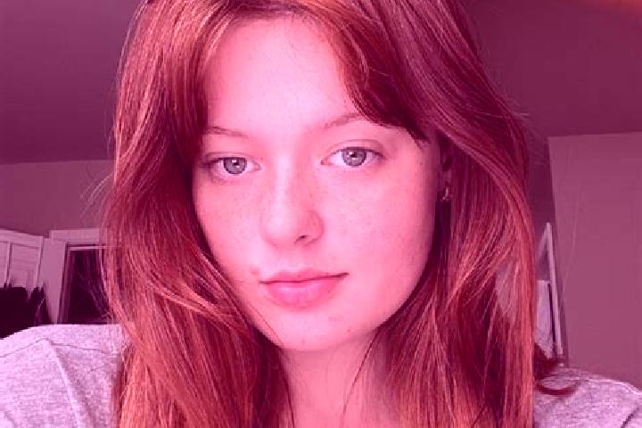 Hazel, 21, a red blue-eyed asian companion based in San Cristobal. Offering GFE, OWO, A-Level. Available for incall and outcall, overnight bookings available.