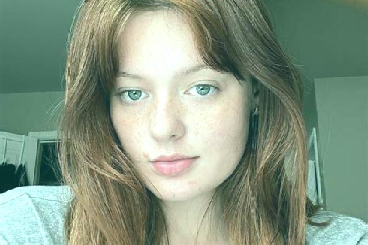 Hazel, 21, a red grey-eyed caucasian companion based in Zhongshu. Offering Tantra, Deep French Kissing, Massage, Girlfriend Experience. Available for incall ...