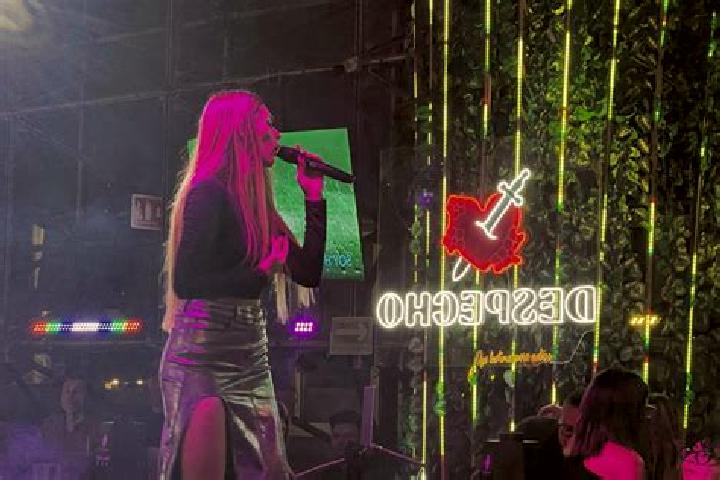 Hazel, 21 — Escort in La Floresta, Mexico