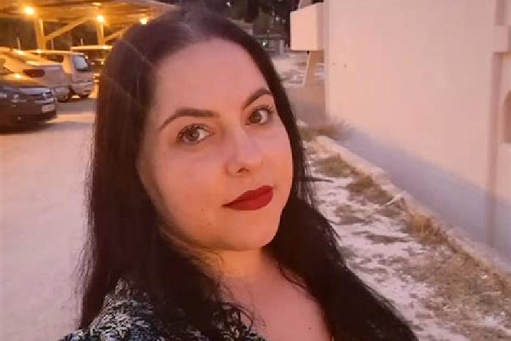 Hazel, 21 — Escort in Lungesti, Romania