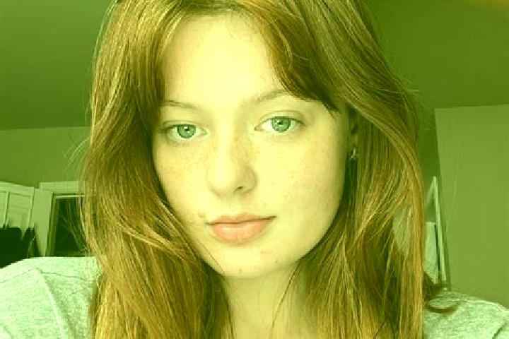 Hazel, 22, a auburn hazel-eyed caucasian companion based in Egreville. Offering Roleplay, Tantra, Massage, Striptease, Deep French Kissing. Available for inc...
