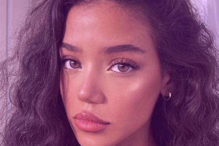 Hazel, 22, a black brown-eyed mediterranean companion based in Redwood. Offering CIM, Deep French Kissing. Available for incall and outcall, day and evening ...