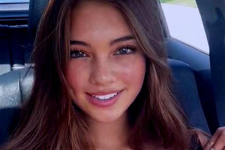 Hazel, 22, a brunette grey-eyed caucasian companion based in Luruaco. Offering CIM, Fetish, BDSM, Dinner Date. Available for incall and outcall, overnight bo...
