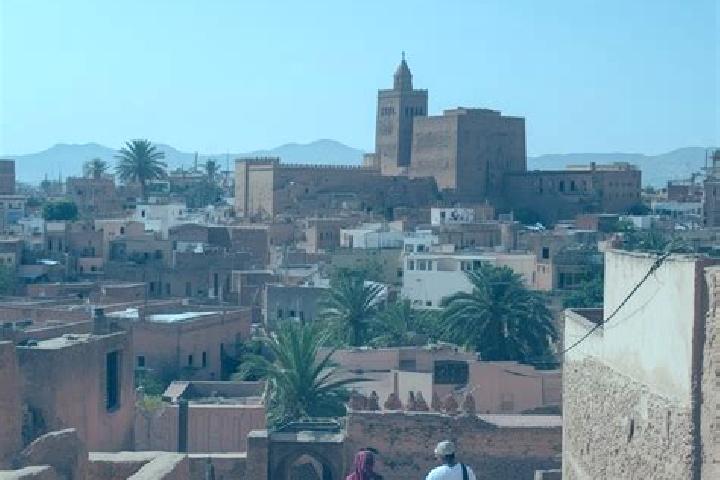 Hazel, 22 — Escort in Itzer, Morocco